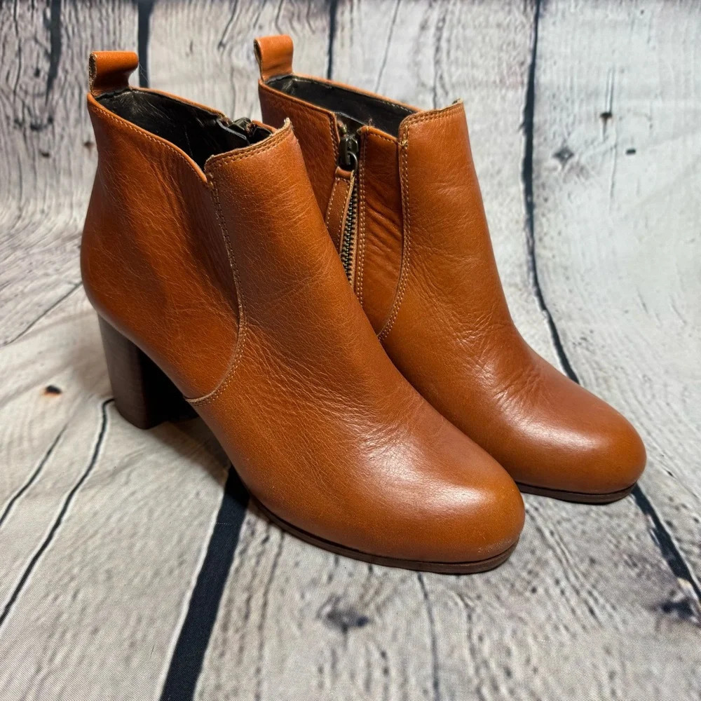 Talbots Brown Leather Ankle Bootie Women’s size 7M